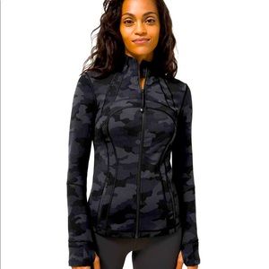 NWT-Lululemon Define Luon Jacket-black gray camo- Size 4
